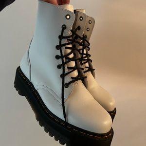 Platform Doc Marten’s